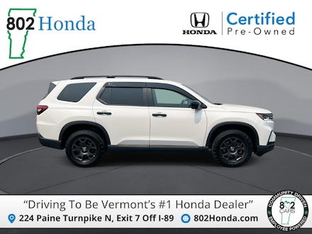 2025 Honda Pilot TrailSport SUV