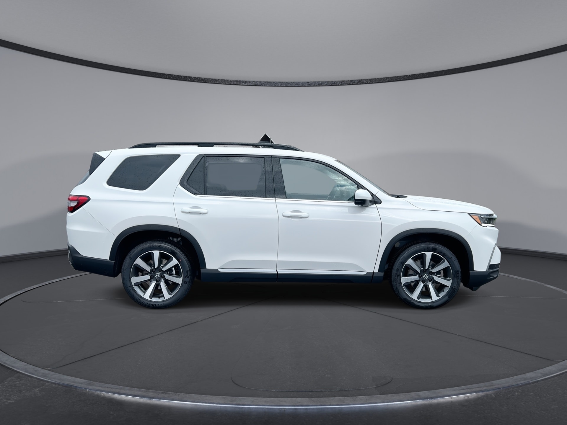 2025 Honda Pilot Elite's photo