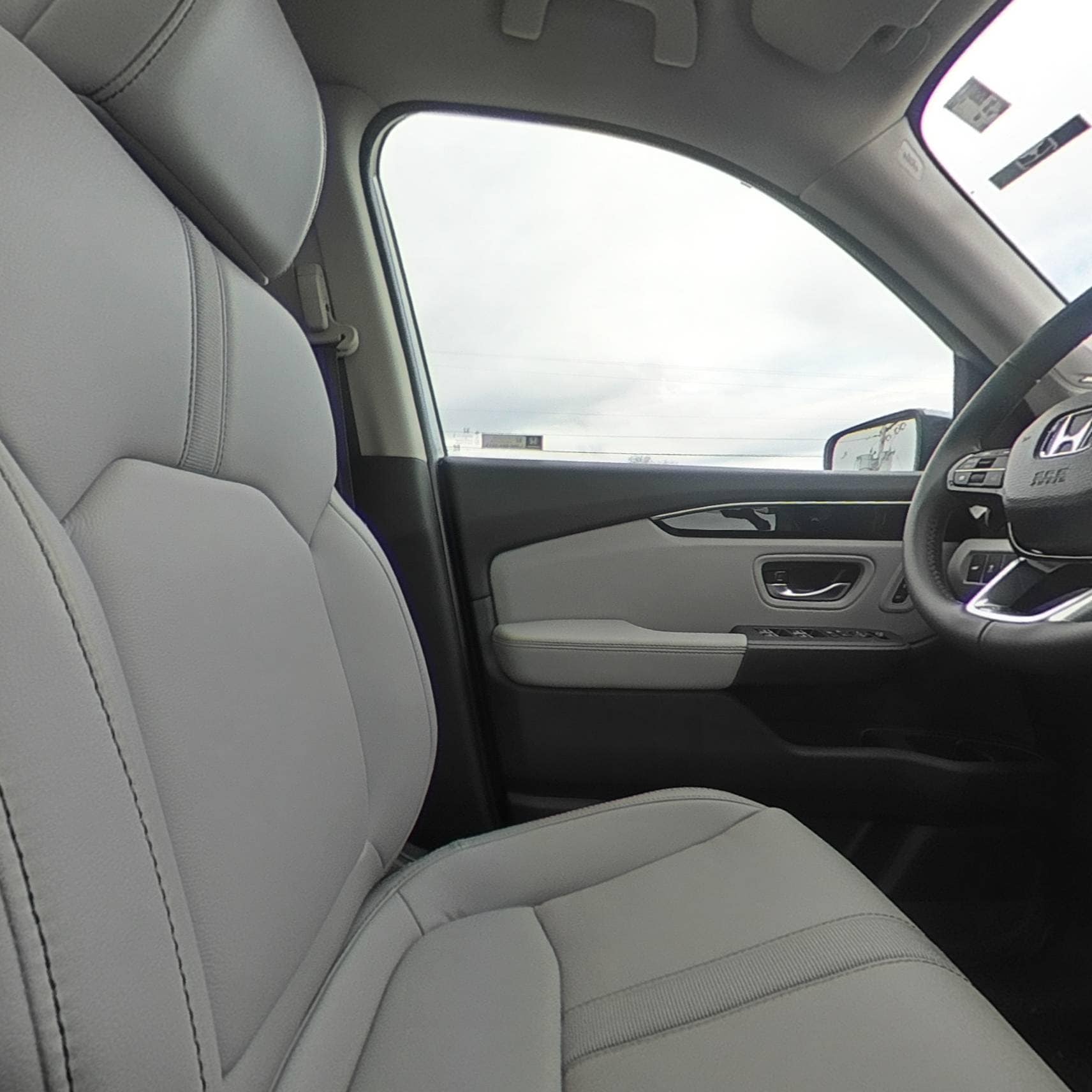 2025 Honda Pilot Touring - Photo 30