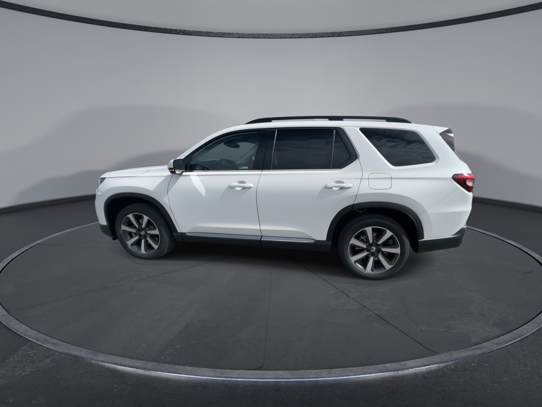 2025 Honda Pilot Touring - Photo 8