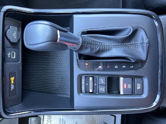 2024 Honda CR-V LX - Photo 18