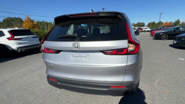 2024 Honda CR-V LX - Photo 12