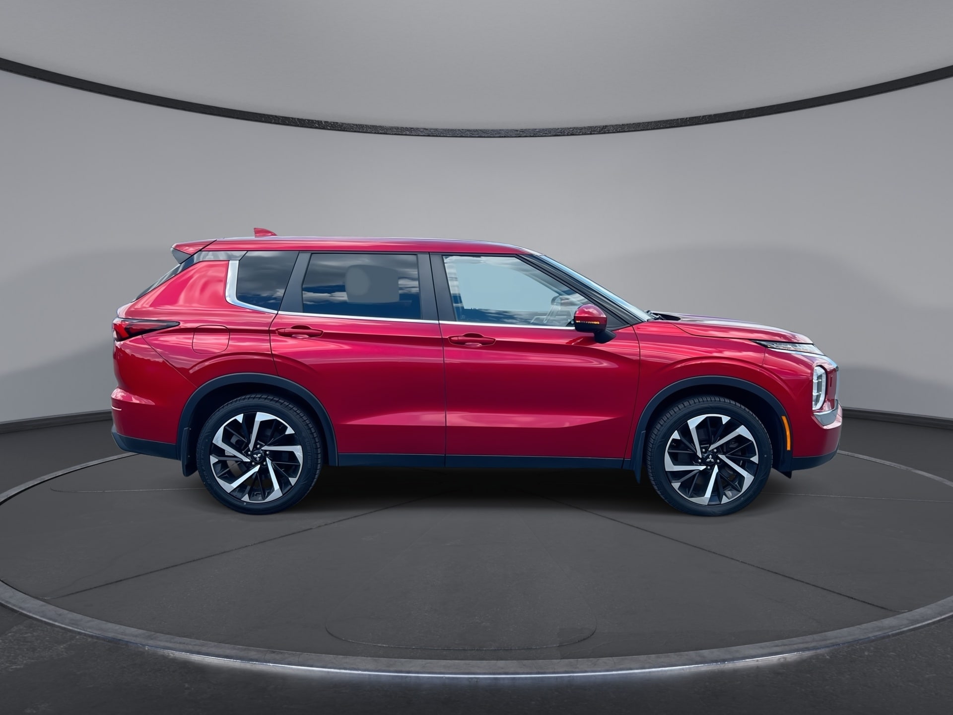 2022 Mitsubishi Outlander ES S-AWC's photo
