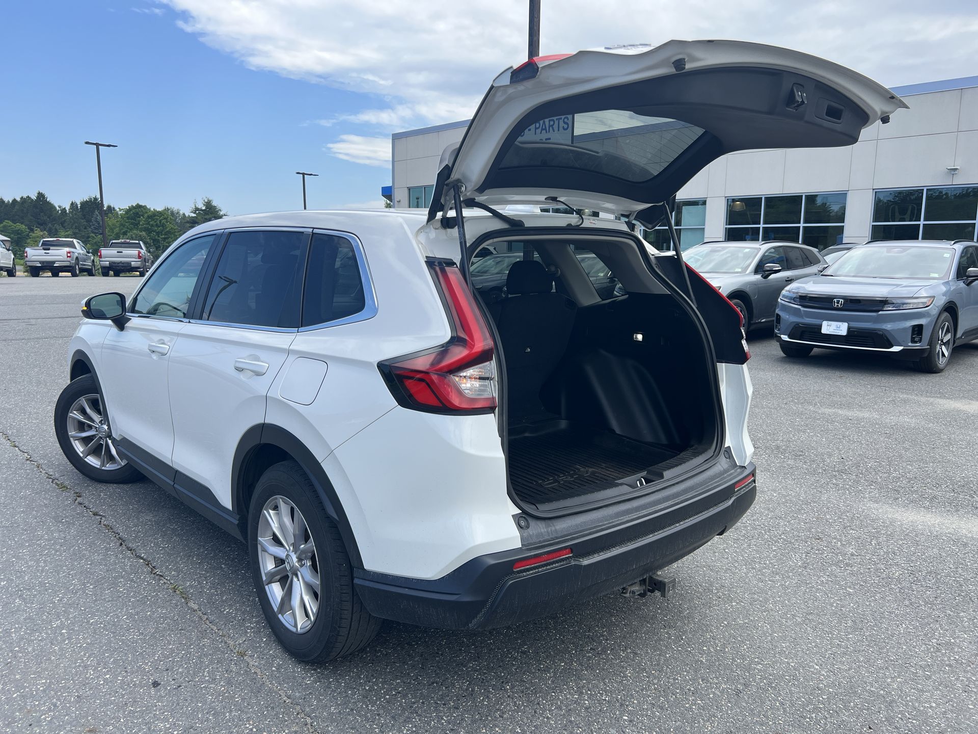 2024 Honda CR-V EX - Photo 18