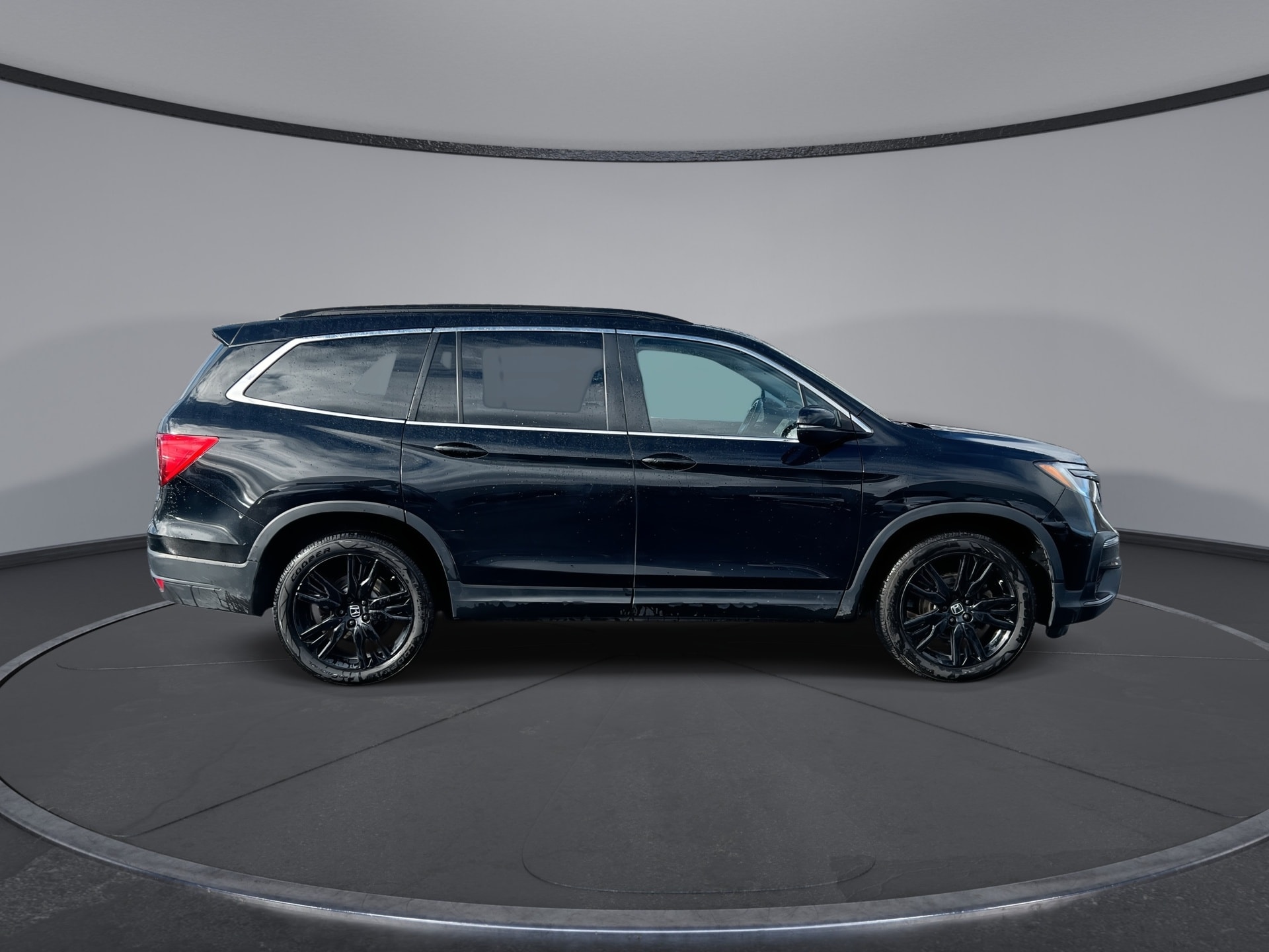2022 Honda Pilot SE's photo
