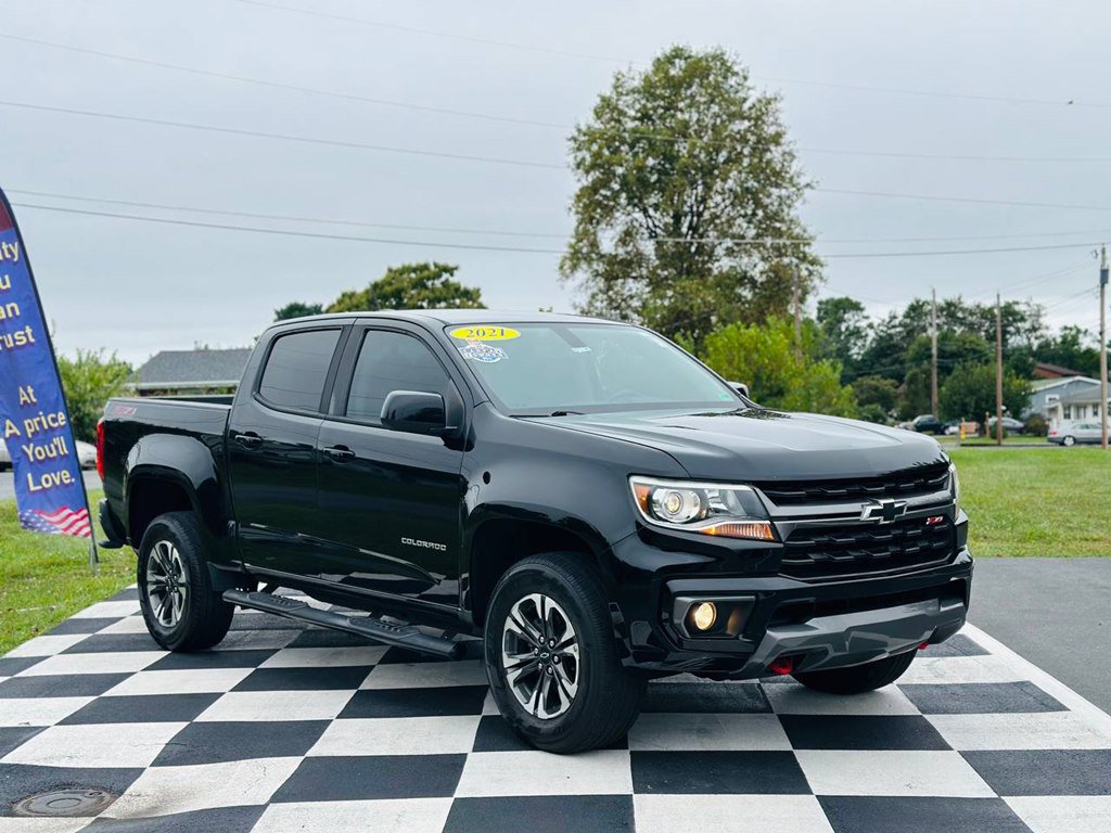 2021 Chevrolet Colorado Z71 photo 3