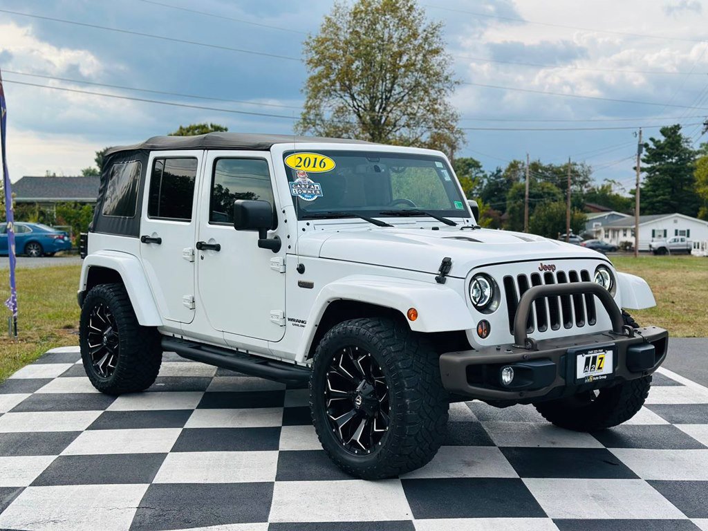 2016 Jeep Wrangler Unlimited Anniversary Edition photo 4
