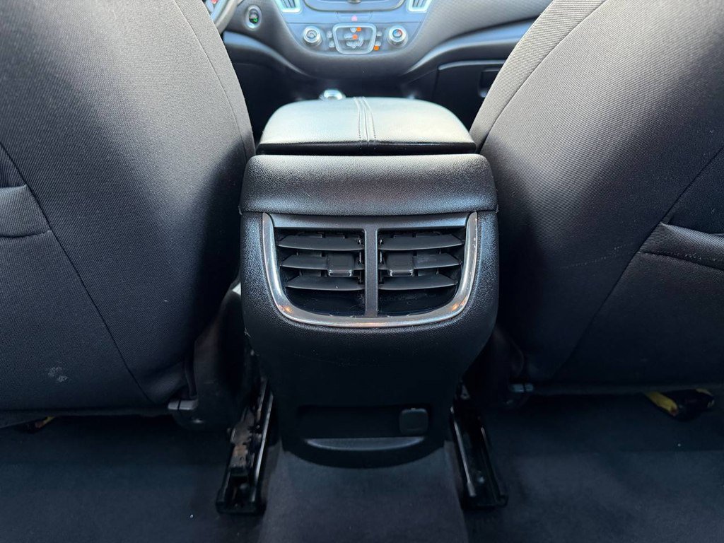 2018 Chevrolet Malibu 1LT - Photo 36