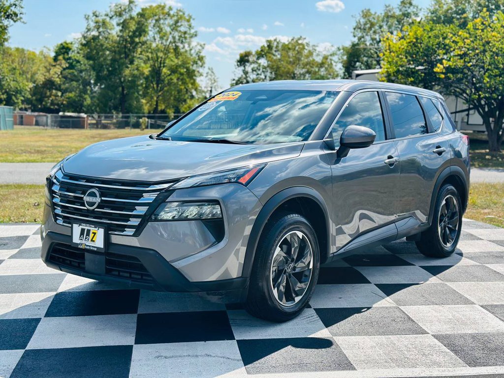 2024 Nissan Rogue SV photo 2