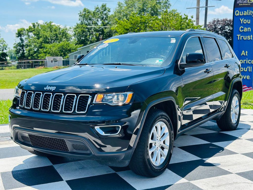2021 Jeep Grand Cherokee Laredo E photo 2