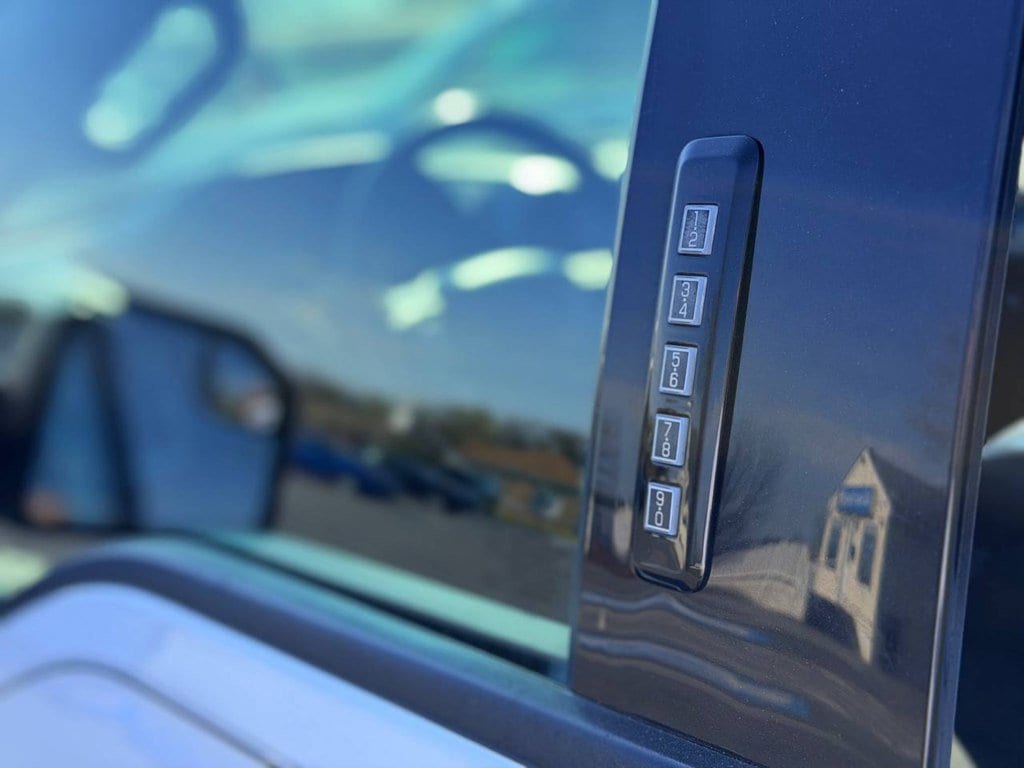 2018 Ford F-150 XLT - Photo 18