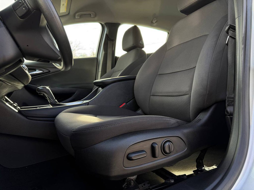 2018 Chevrolet Malibu 1LT - Photo 18