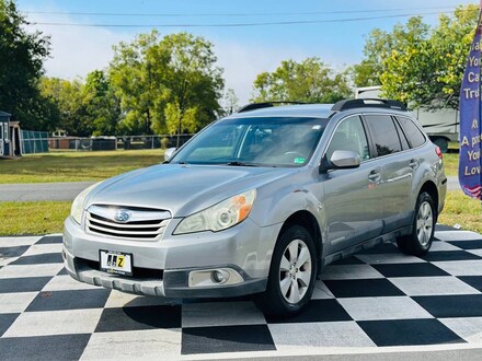 2011 Subaru Outback 2.5i Premium (CVT) SUV