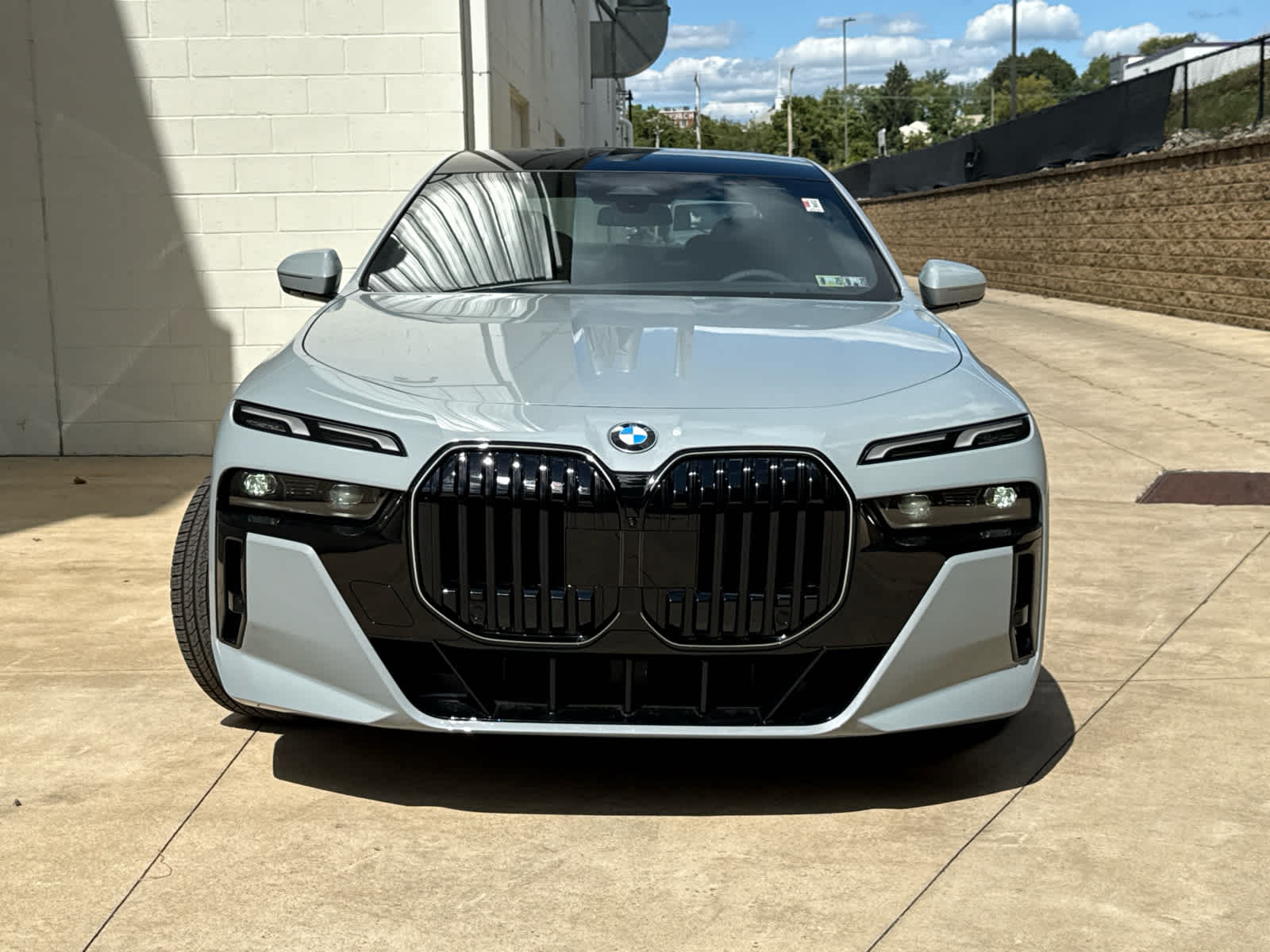 2026 Bmw 740i xDrive photo 2