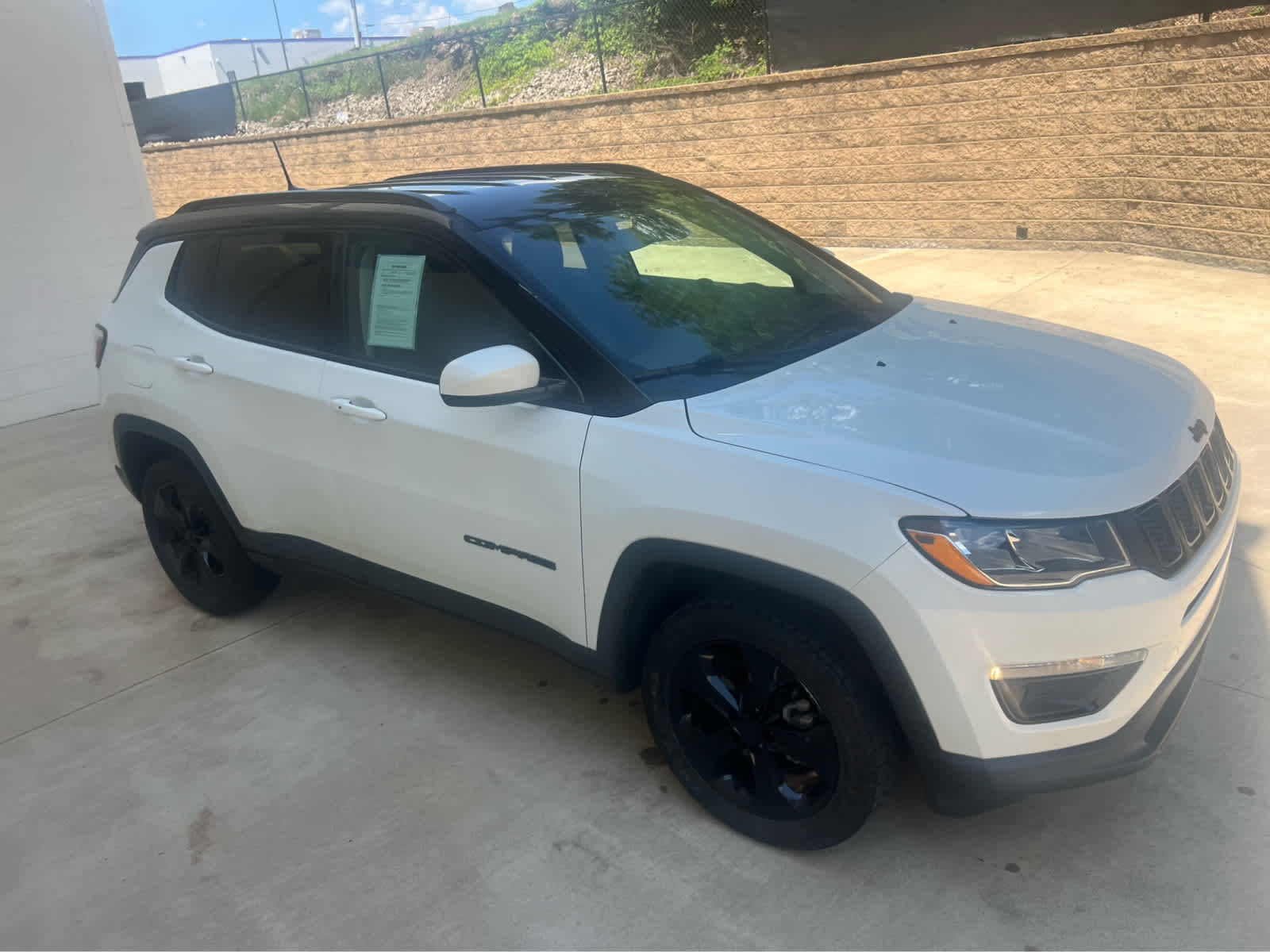 2020 Jeep Compass Latitude photo 3