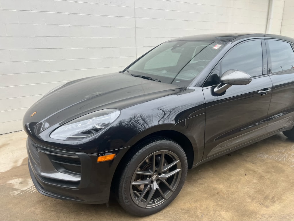 Used 2023 Porsche Macan T SUV