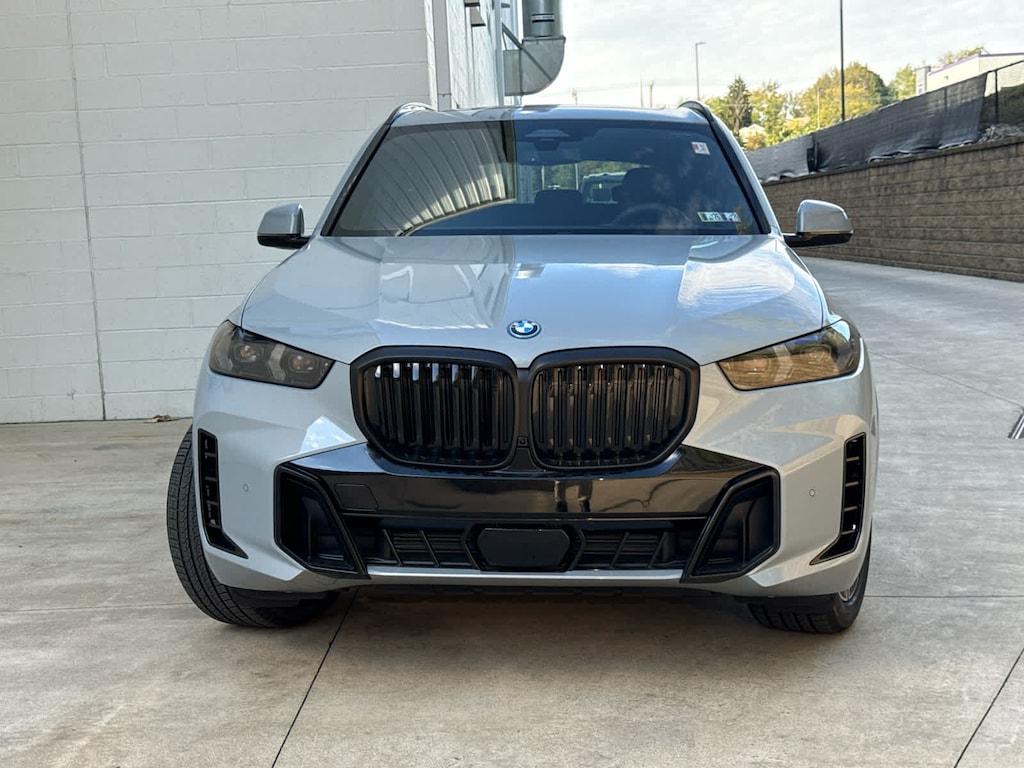 New 2026 BMW X5 PHEV xDrive50e SUV