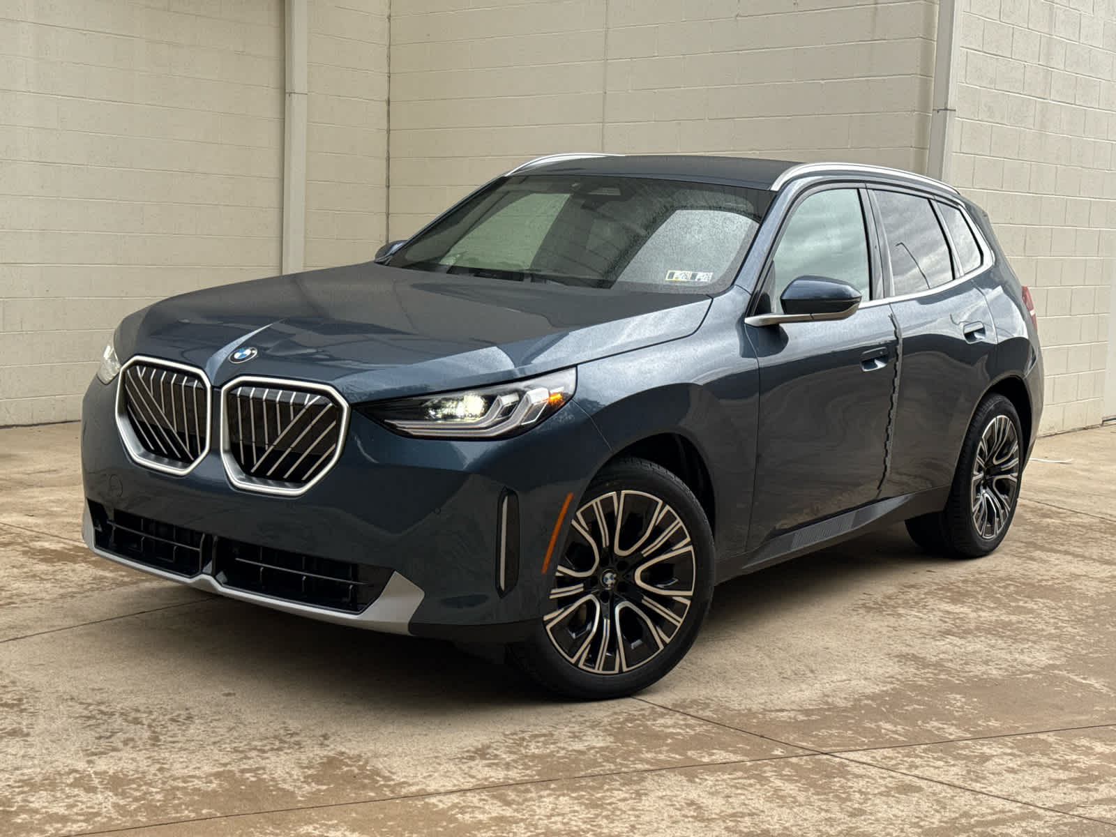 2026 BMW X3 30's photo