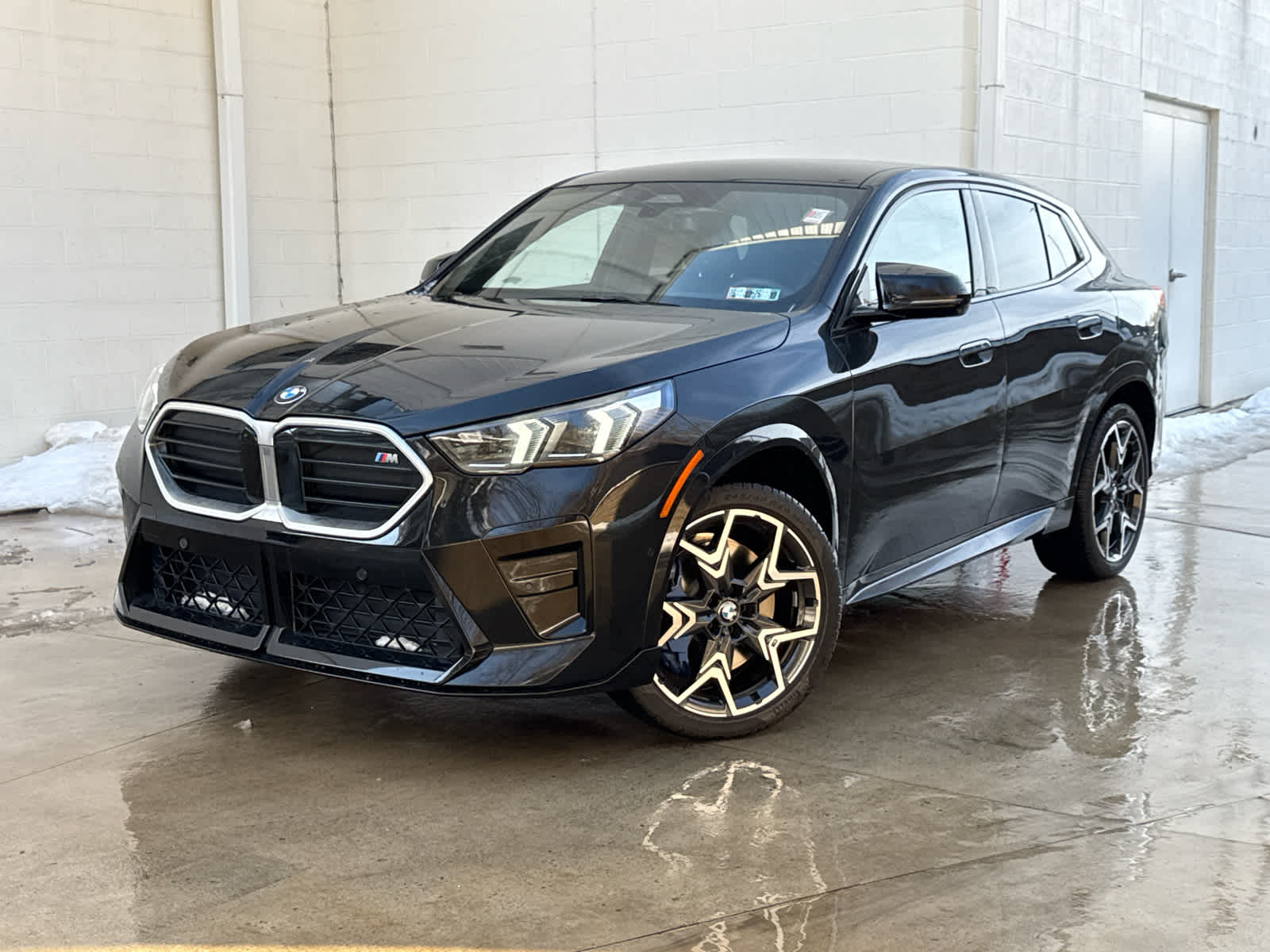 2025 BMW X2 M35i's photo