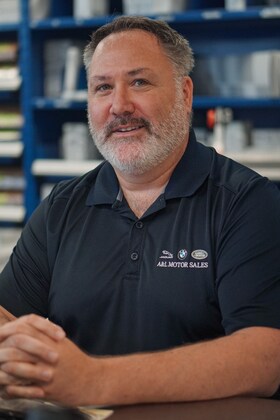 Staff member Dan Little from ID_df7bbb20e68e