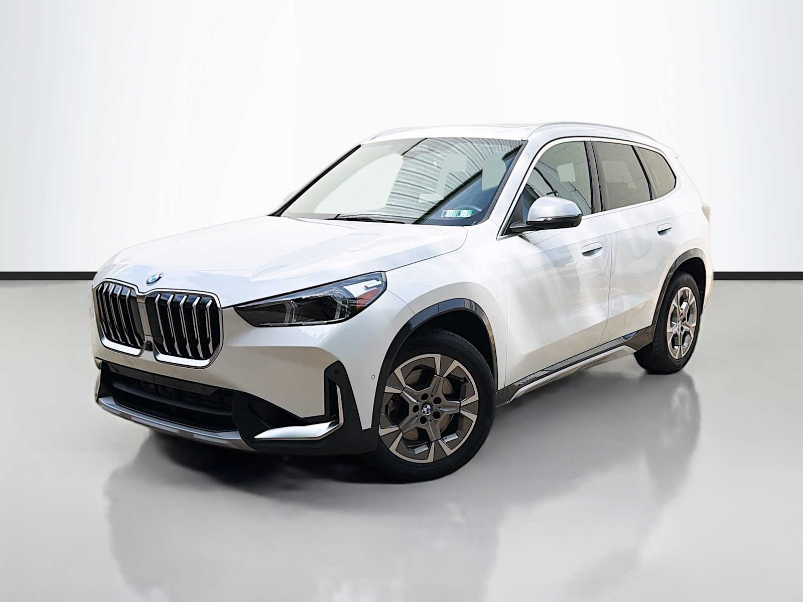 2023 BMW X1 xDrive28i's photo