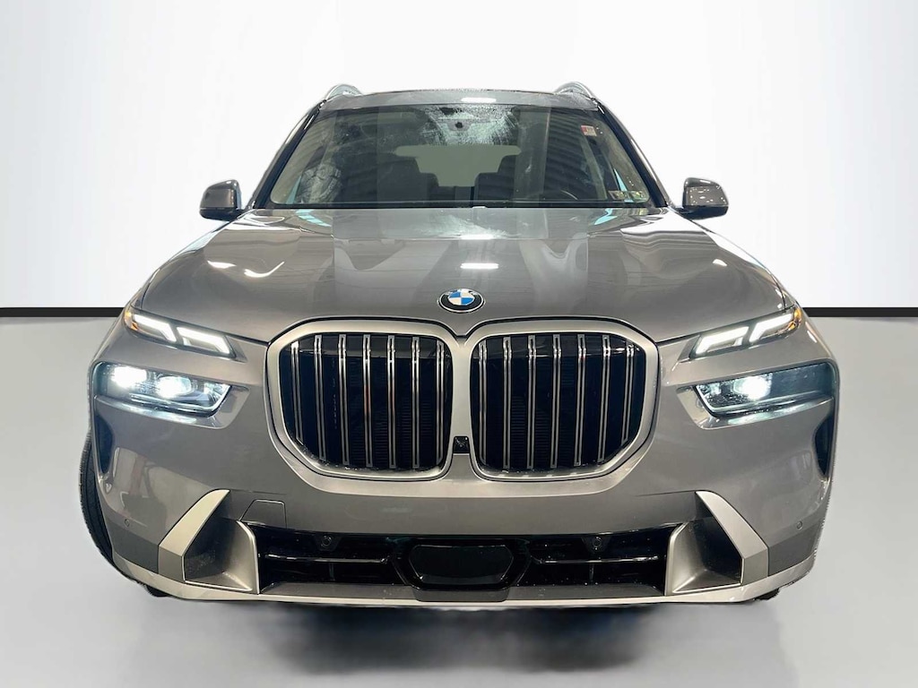 New 2027 BMW X7 xDrive40i SUV
