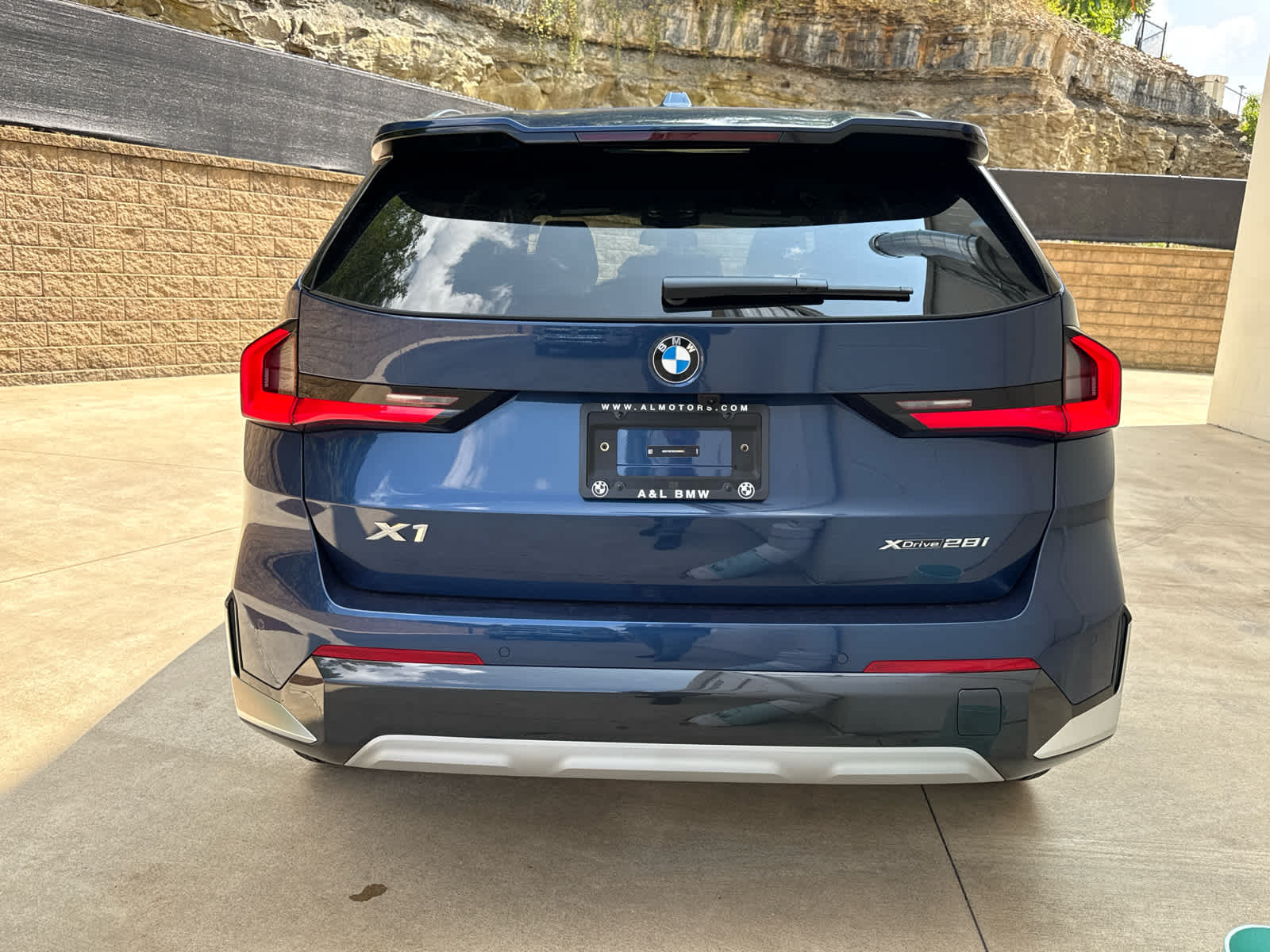 2025 Bmw X1 XDrive28i photo 4