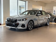 2026 BMW 550e xDrive Sedan