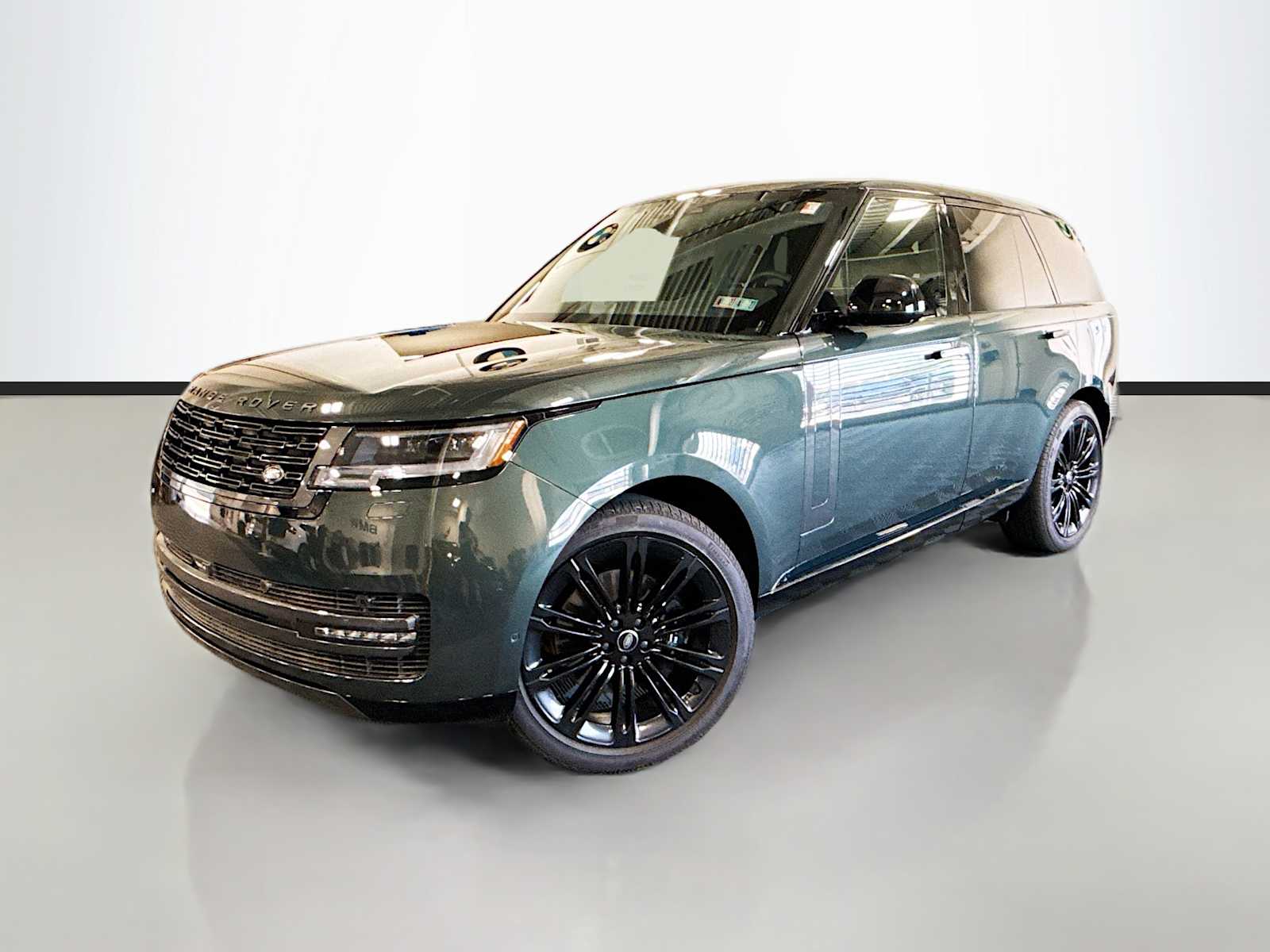 2025 Land Rover Range Rover 3.0 SE SWB's photo