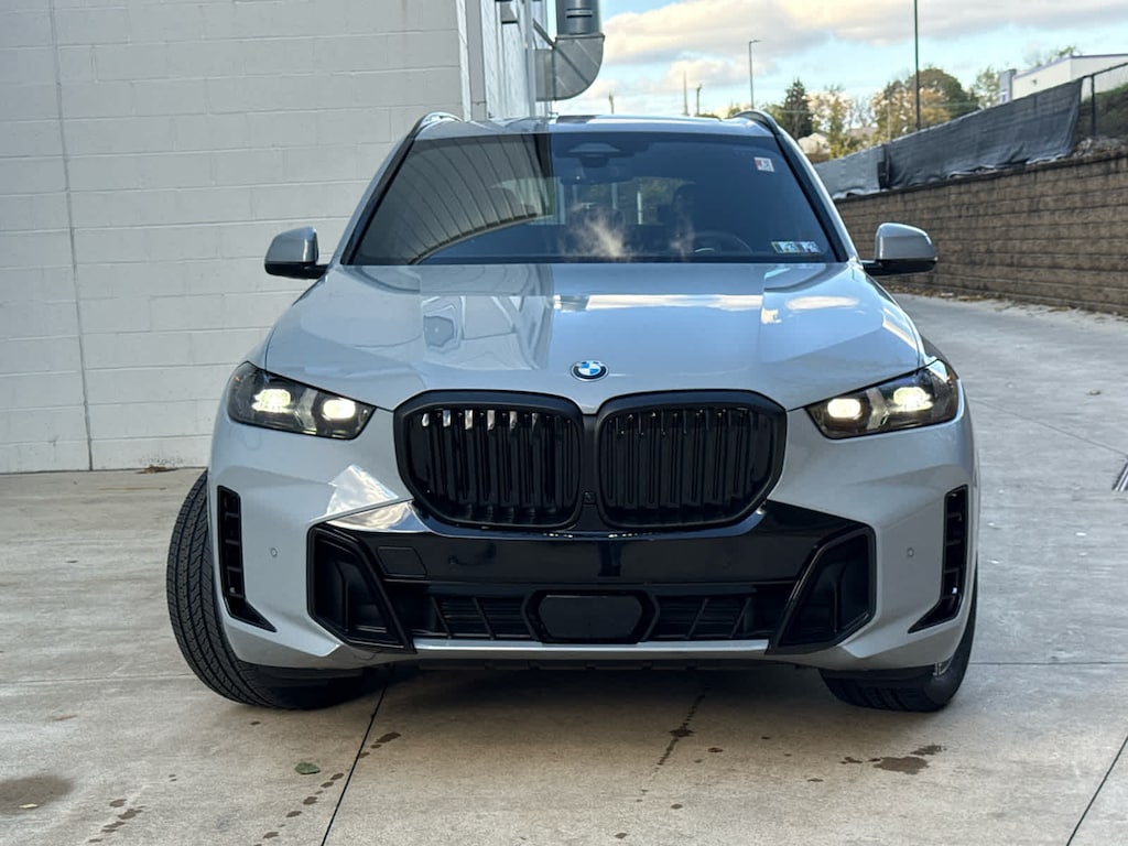 New 2026 BMW X5 xDrive40i SUV