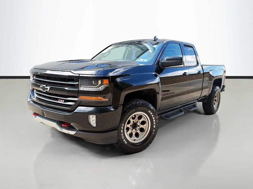 Used 2017 Chevrolet Silverado 1500 LT w/1LT Truck Double Cab