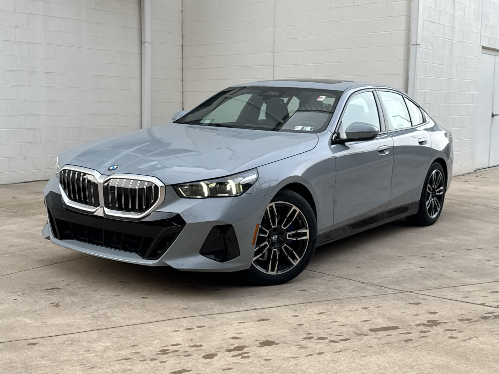 2026 BMW 5 Series 530i's photo