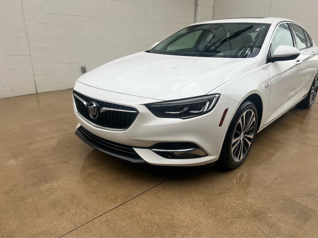 Used 2019 Buick Regal Sportback Essence Hatchback