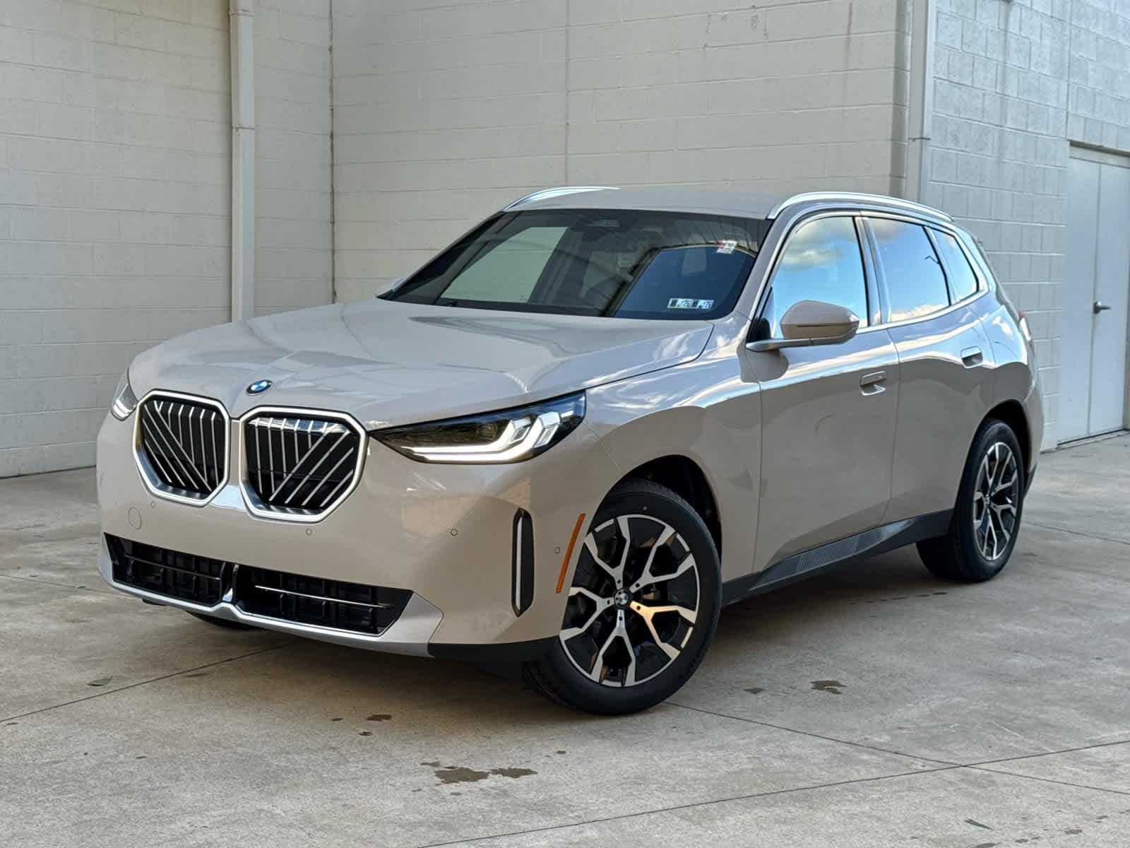 2026 BMW X3 30's photo