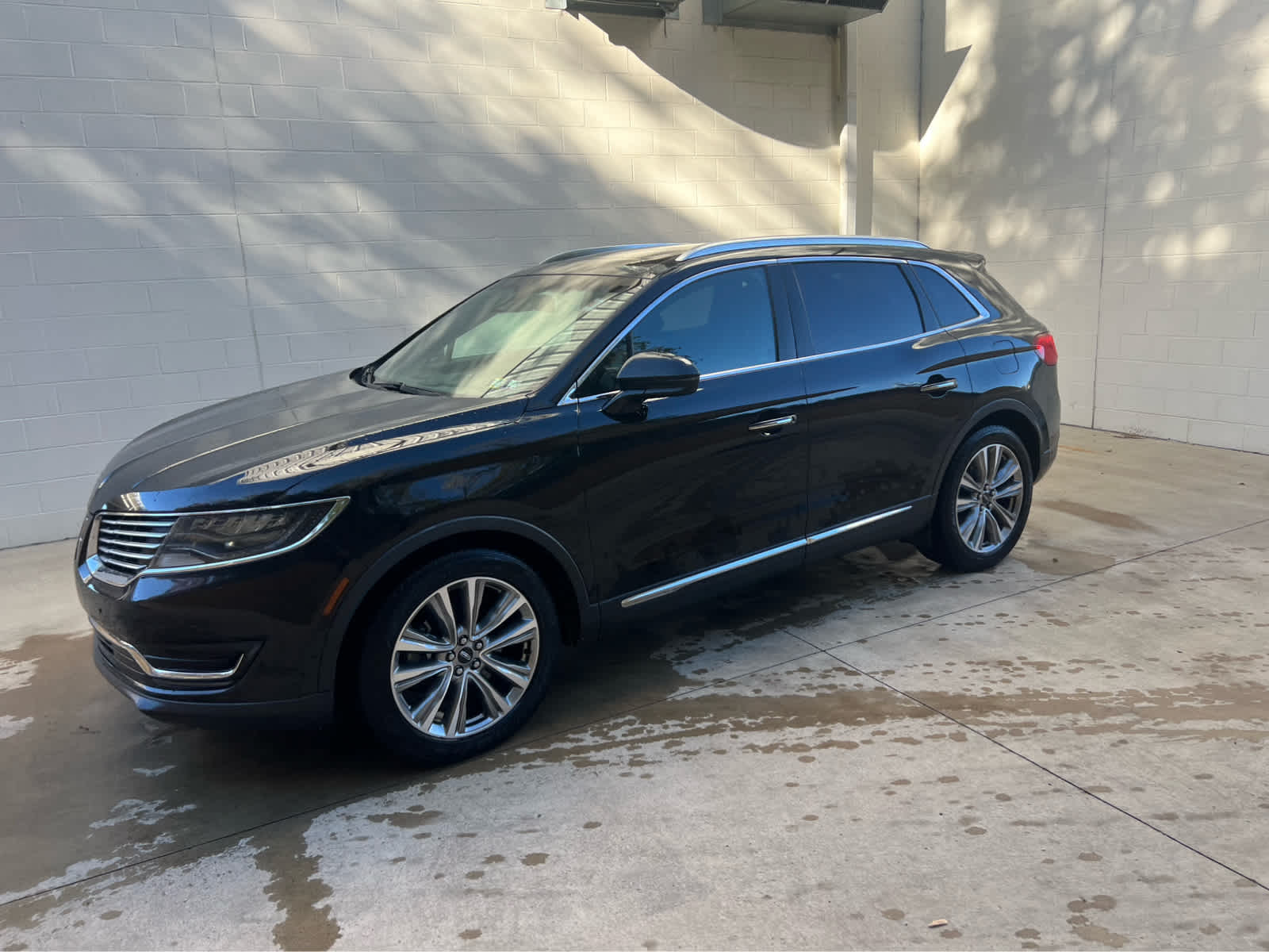 2018 Lincoln MKX Reserve photo 2