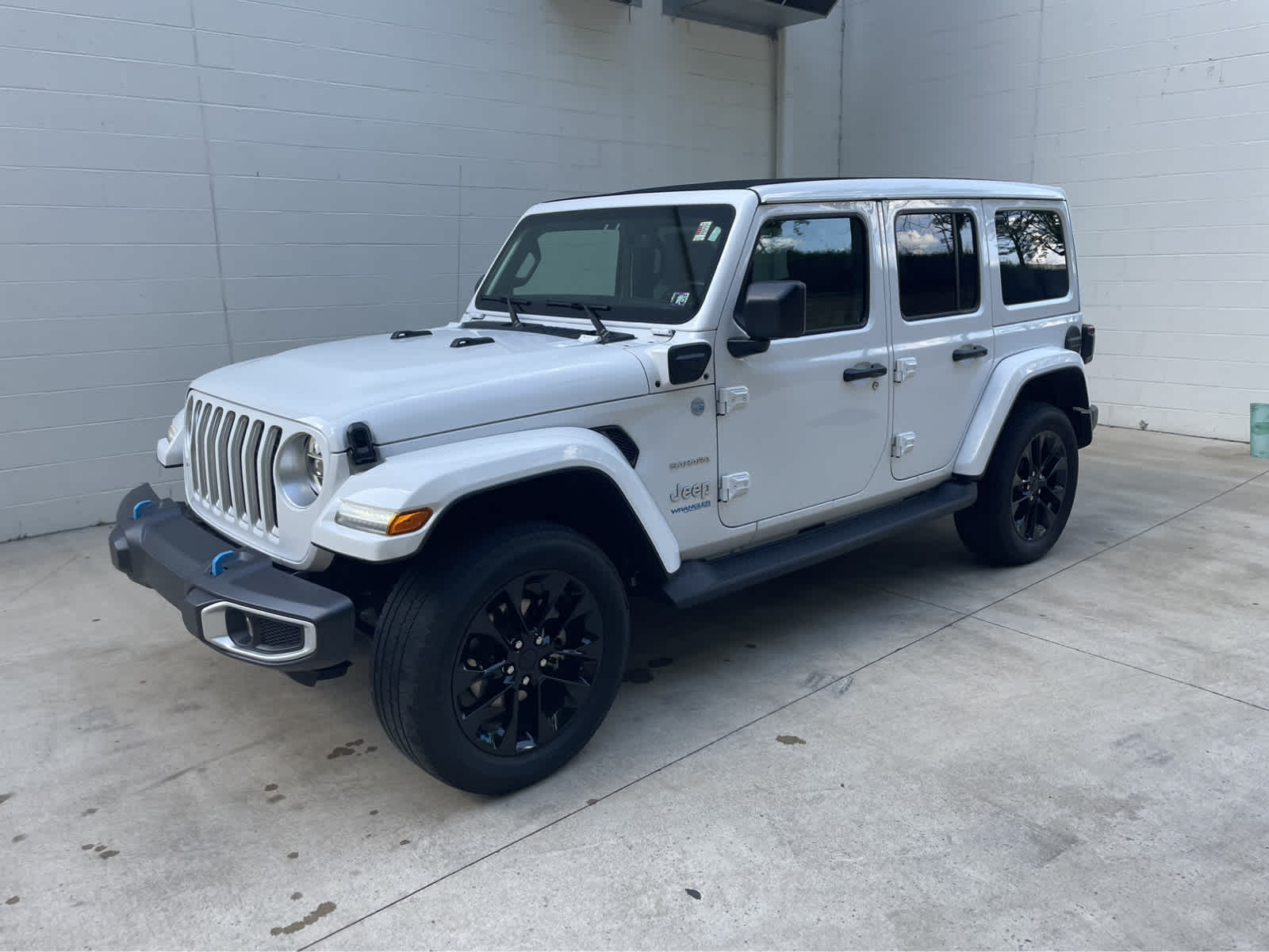 Used 2022 Jeep Wrangler Unlimited Sahara 4XE with VIN 1C4JJXP61NW229585 for sale in Monroeville, PA