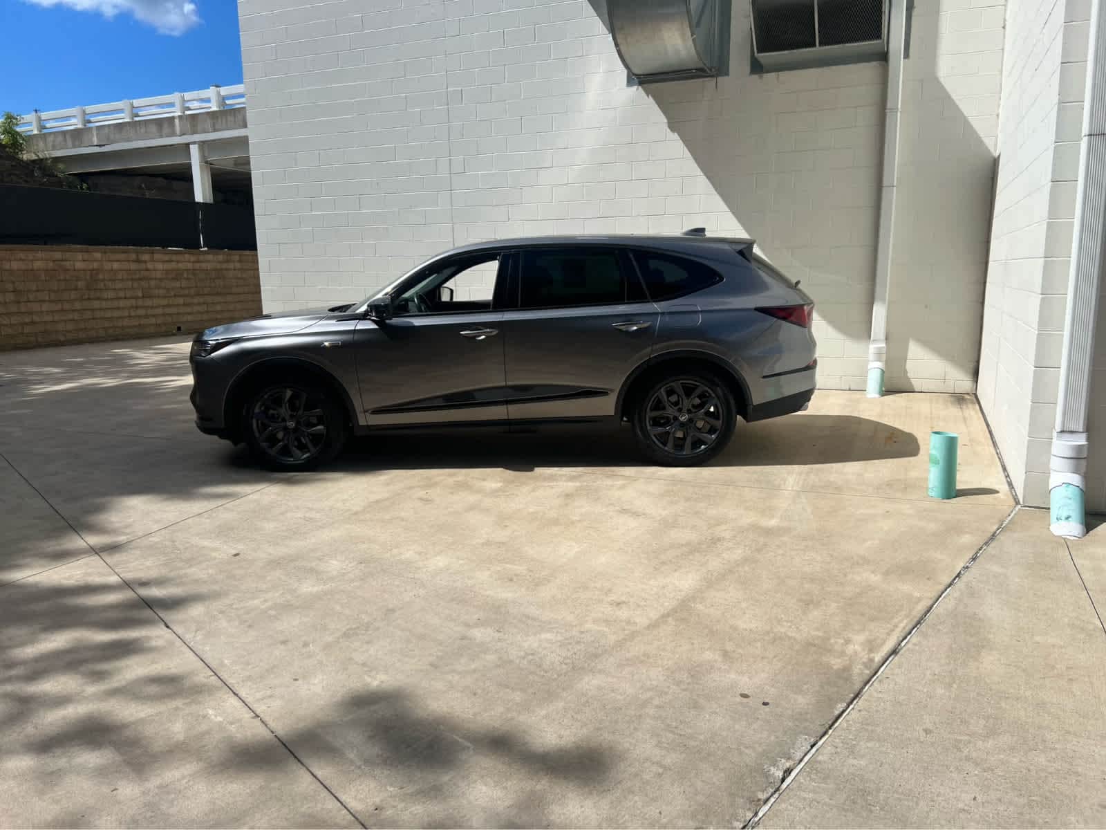 2022 Acura MDX A-Spec Package's photo