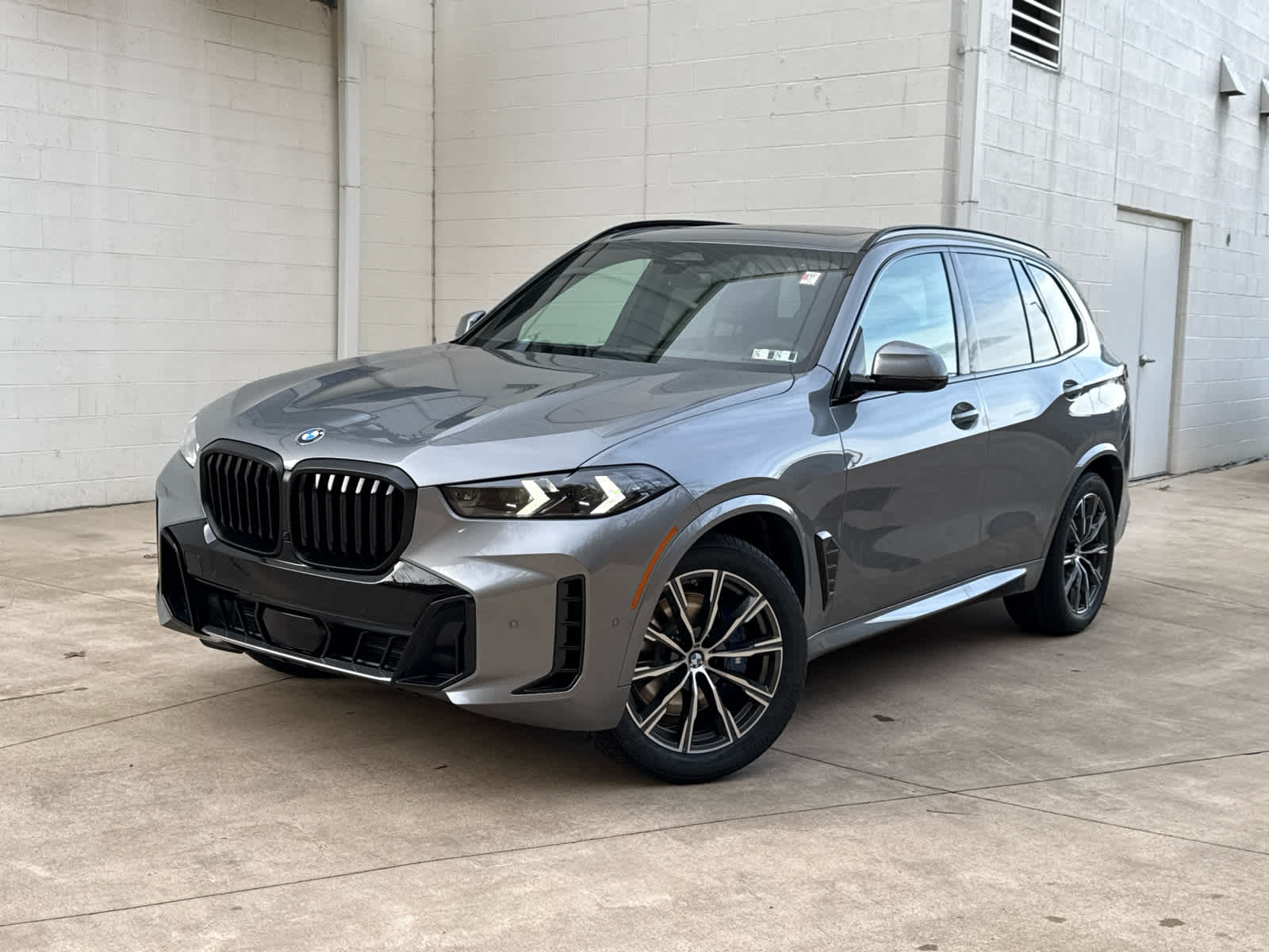 2026 BMW X5 40i's photo