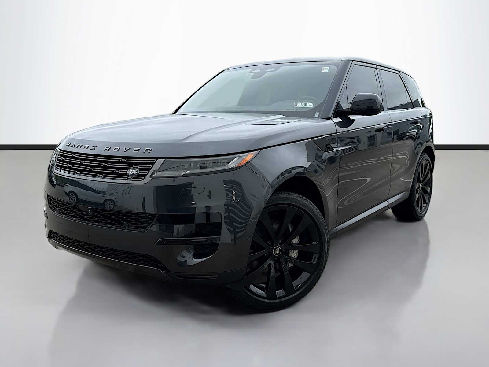 2025 Land Rover Range Rover Sport P360 SE MHEV's photo