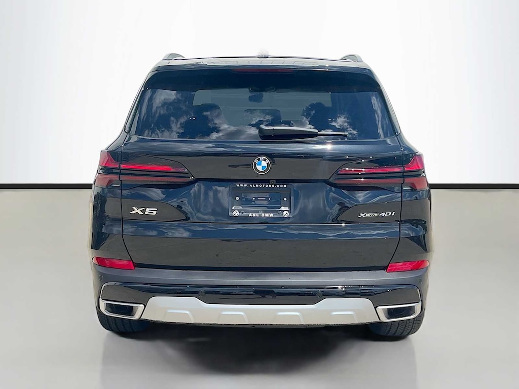 New 2026 BMW X5 xDrive40i SUV