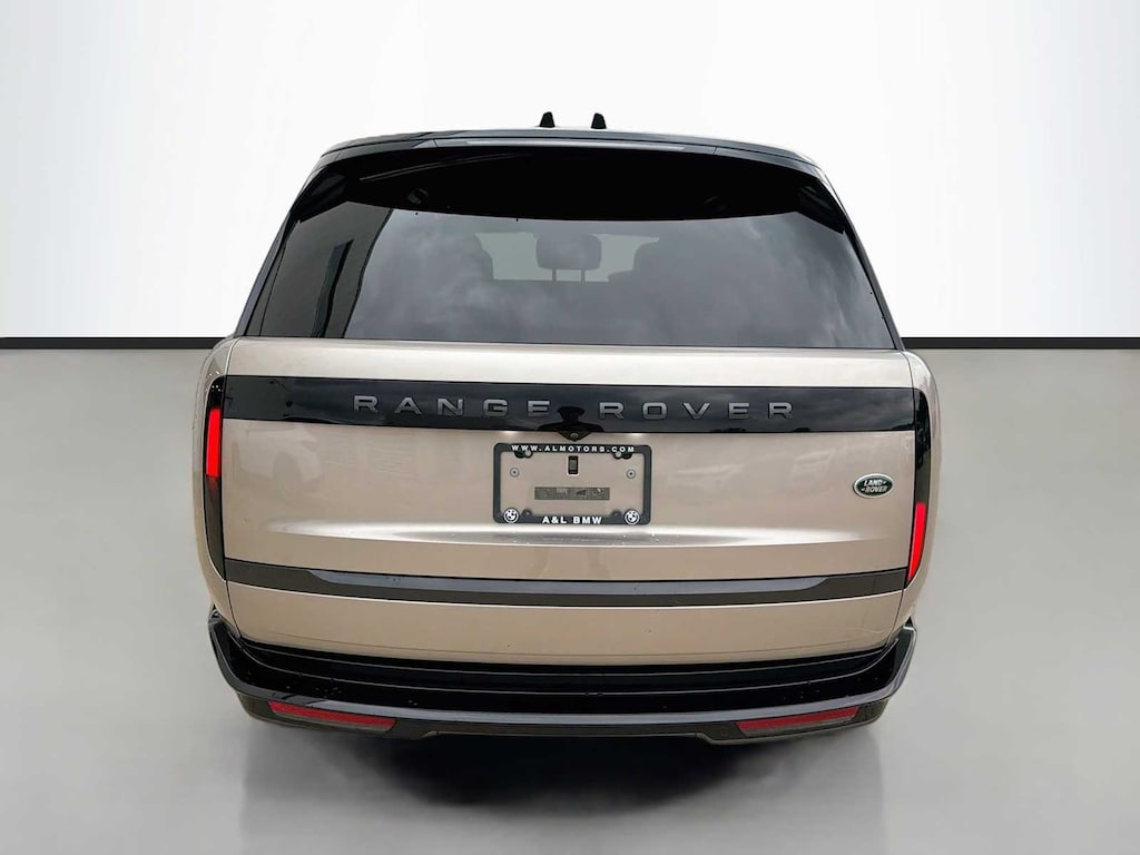 Certified 2023 Land Rover Range Rover P400 SE SUV