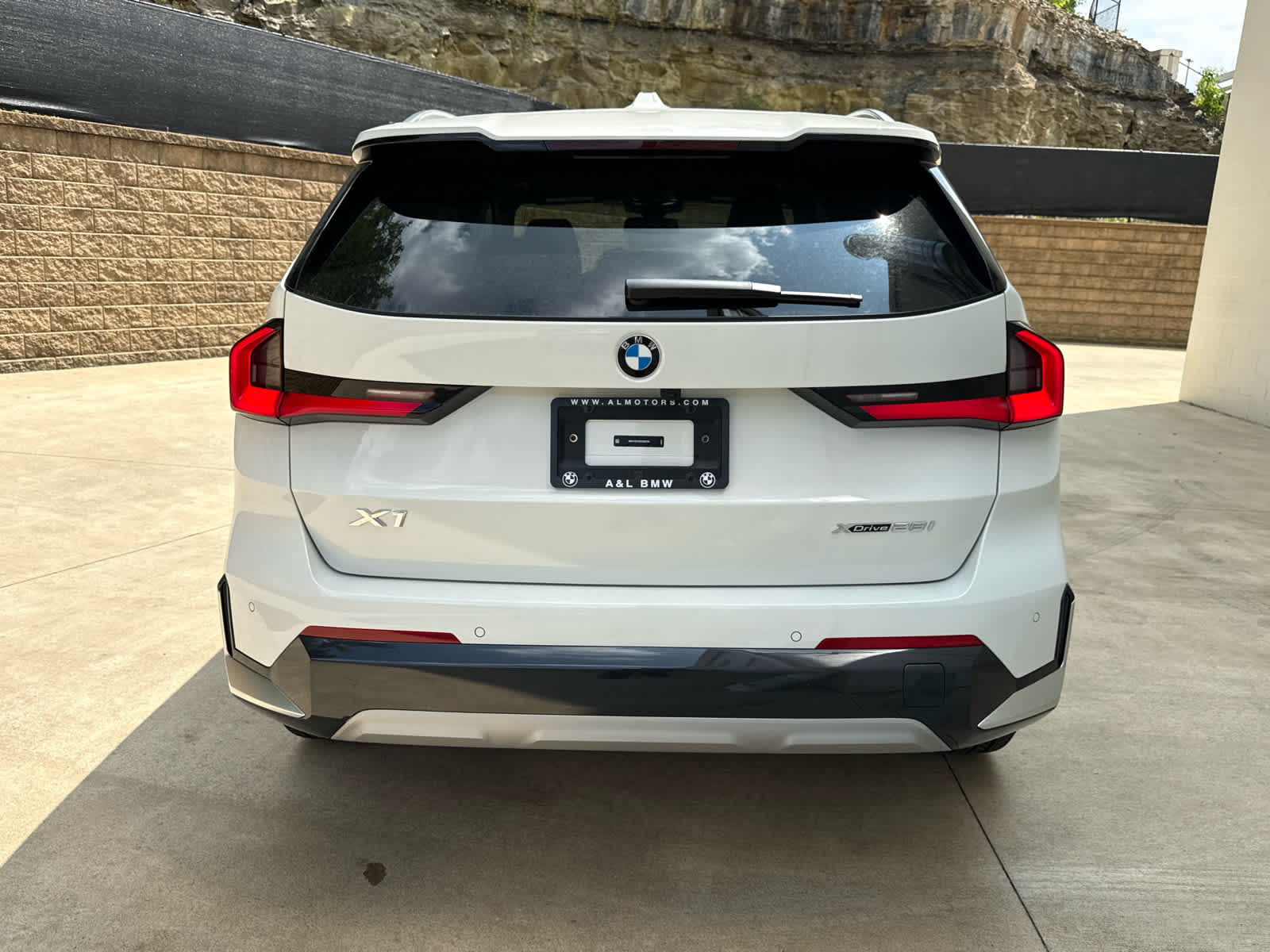 2025 Bmw X1 XDrive28i photo 4