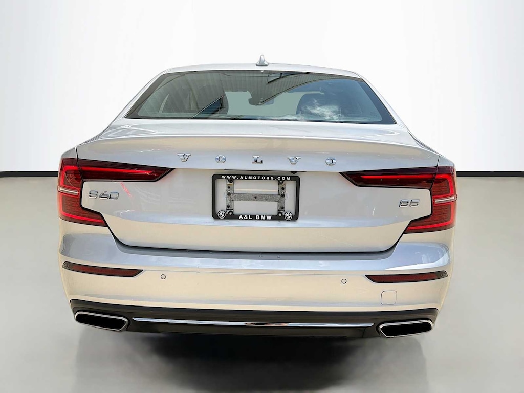 Used 2022 Volvo S60 B5 FWD Inscription Sedan