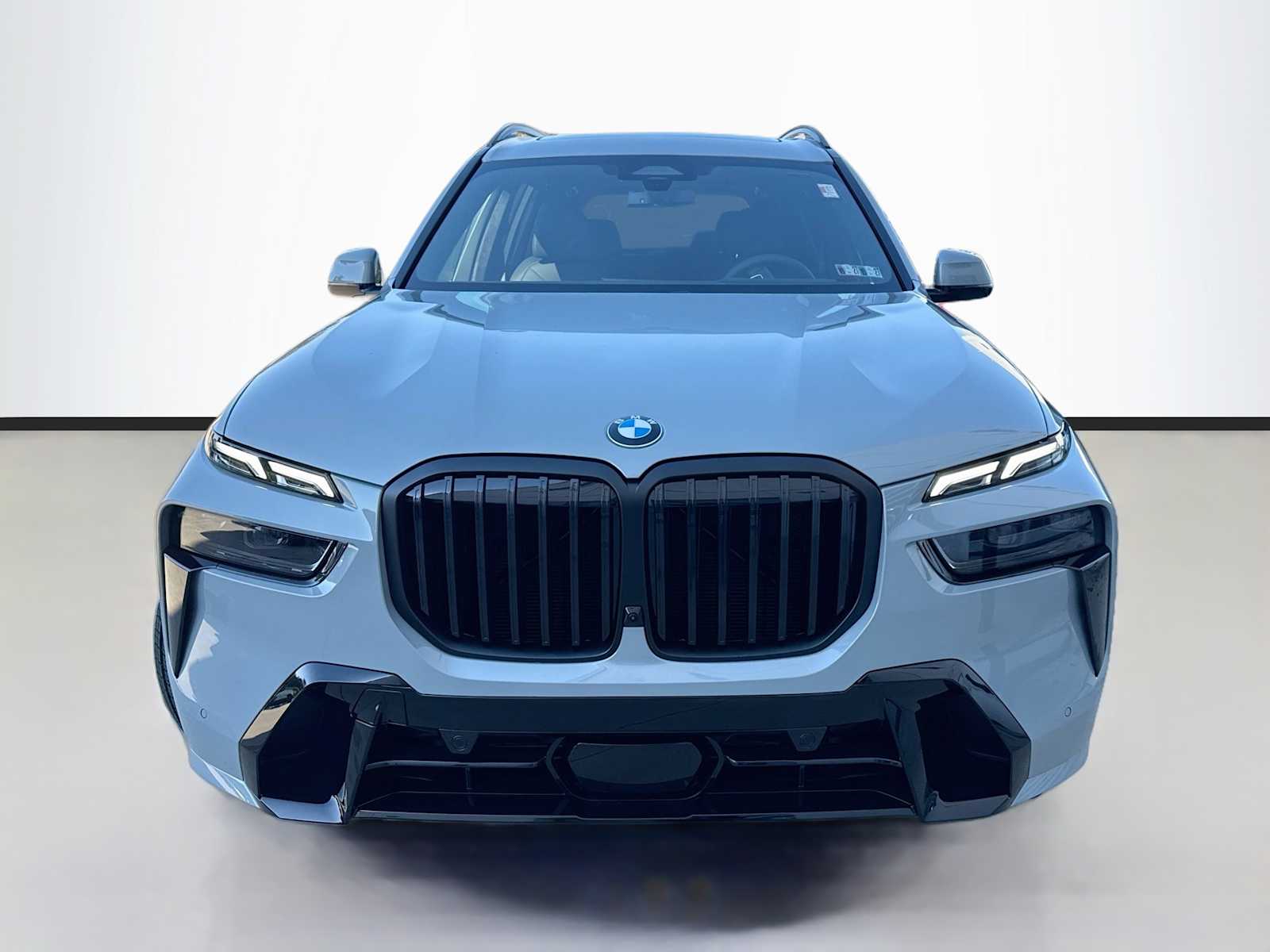 New 2027 BMW X7 xDrive40i SUV