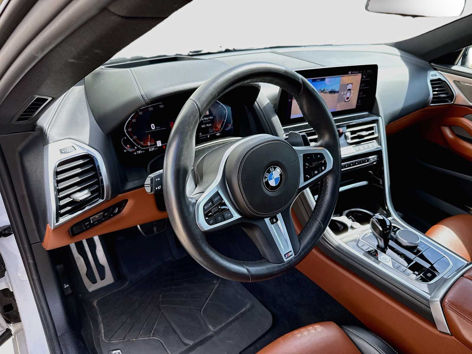 2025 BMW 8 Series 840i - Photo 12