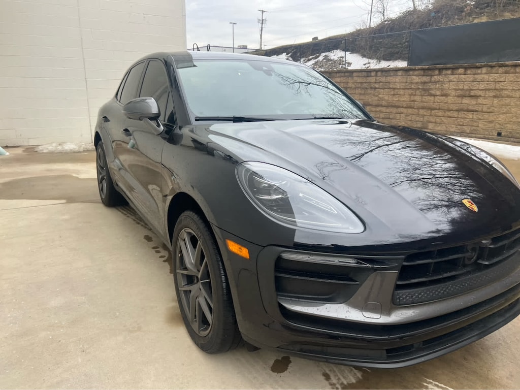 Used 2023 Porsche Macan T SUV