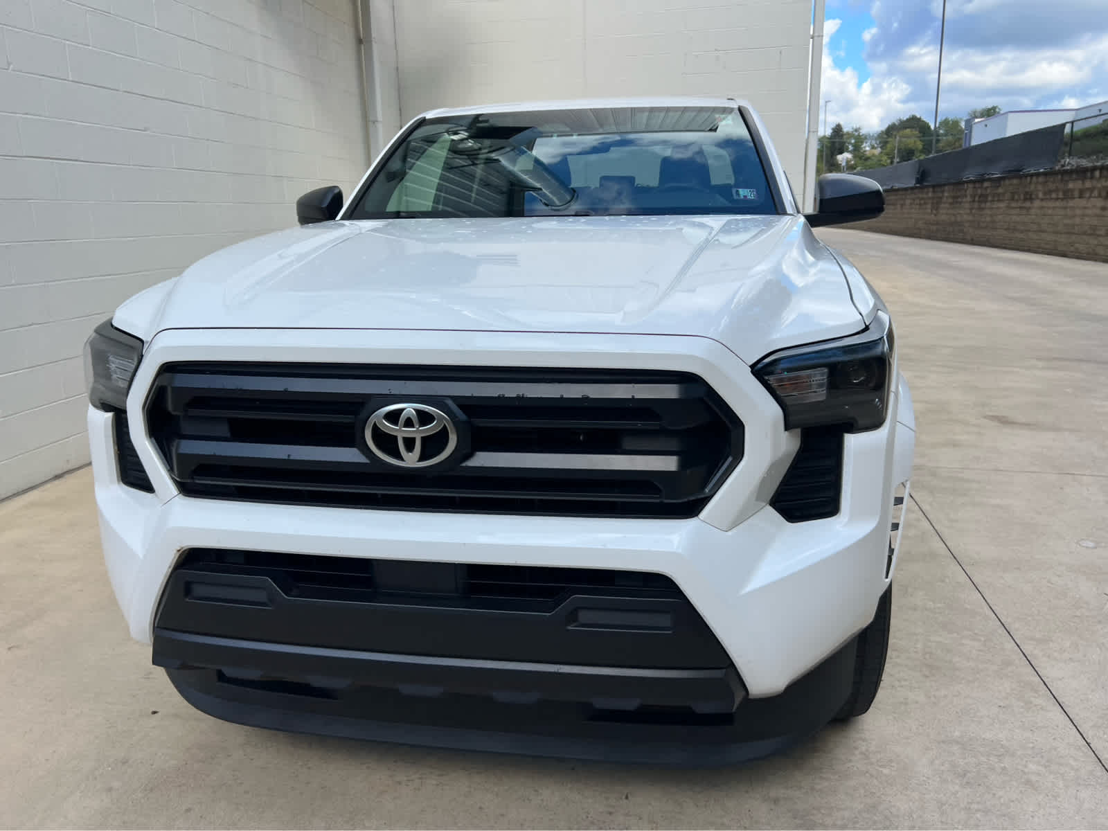 2024 Toyota Tacoma SR photo 3