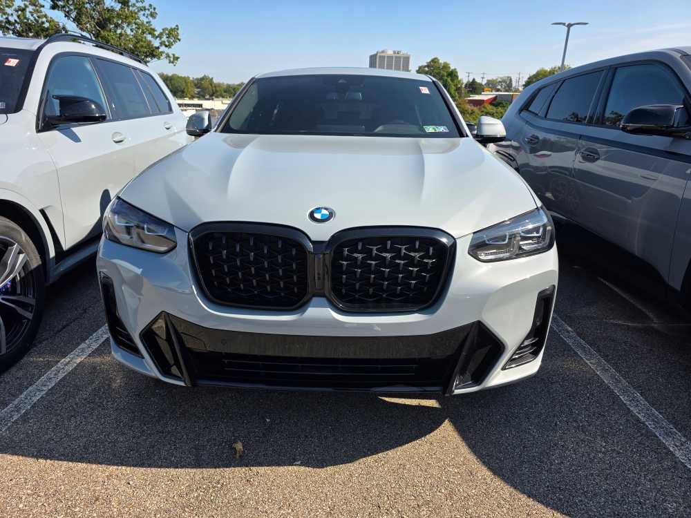 2023 Bmw X4 xDrive30i photo 2