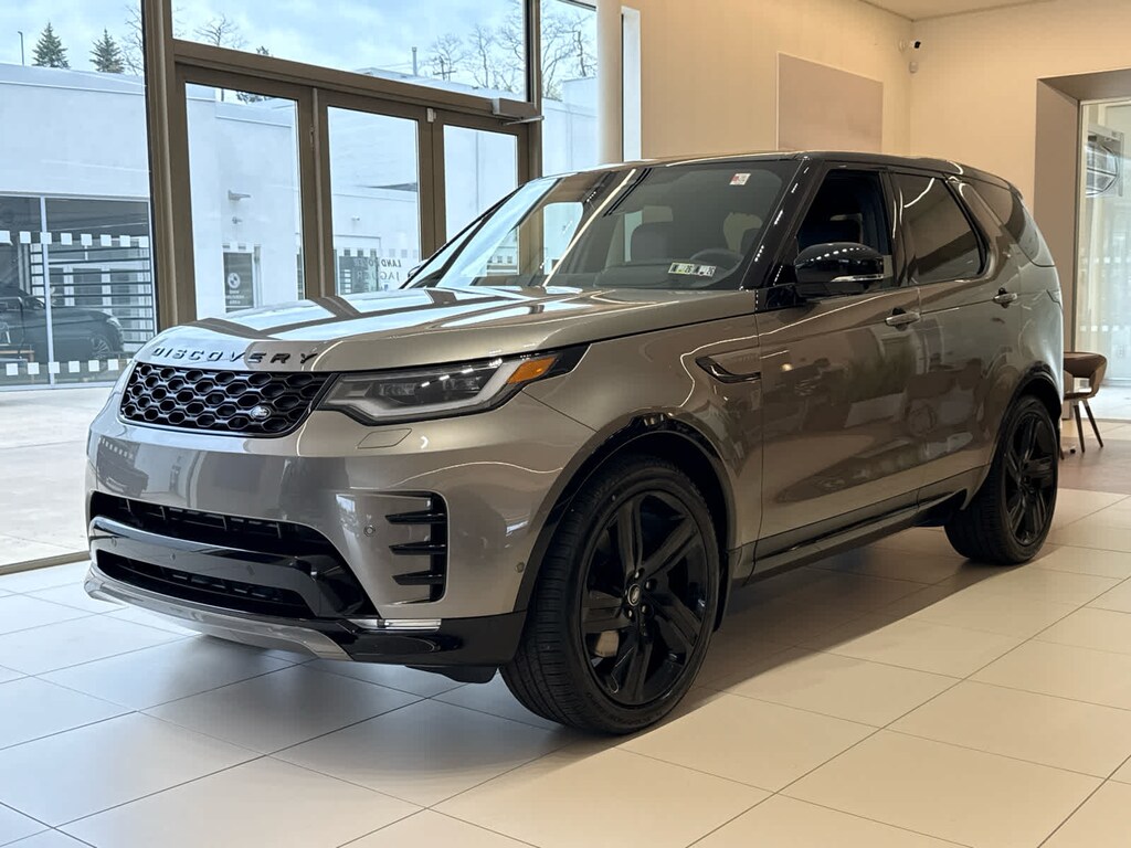 Used 2025 Land Rover Discovery P360 Dynamic SE SUV