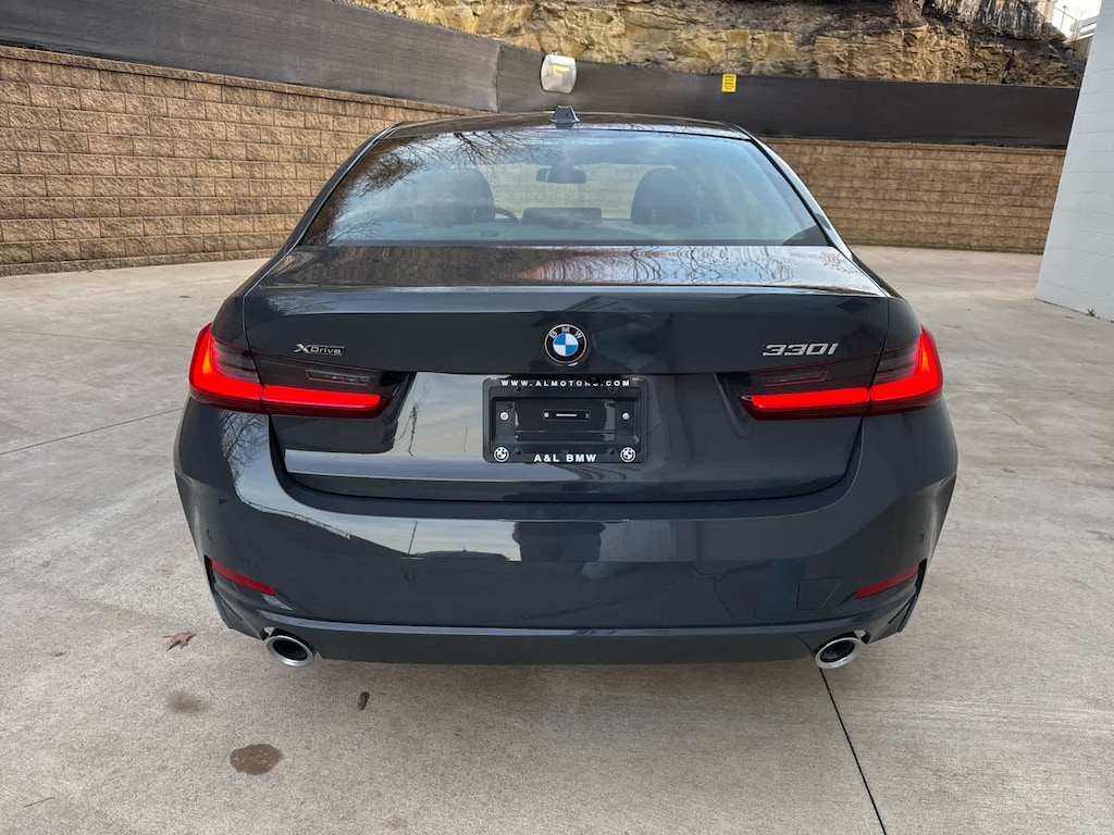New 2026 BMW 330i xDrive Sedan